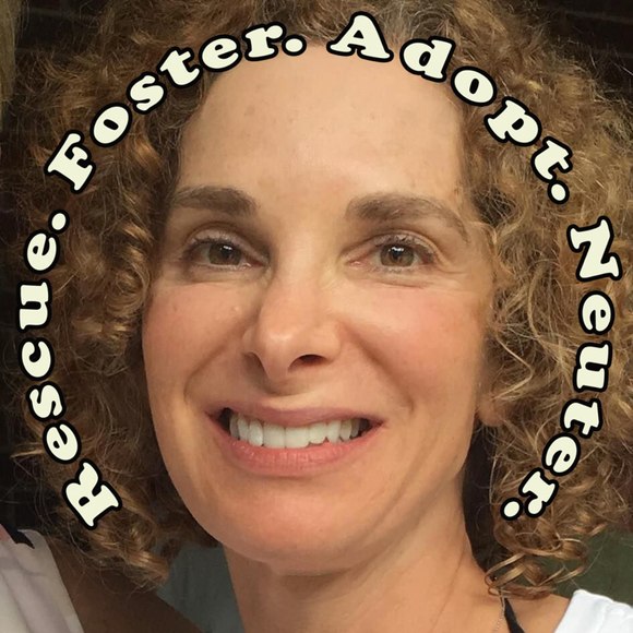 Meet your Posher, Andrea - Picture 2 of 2